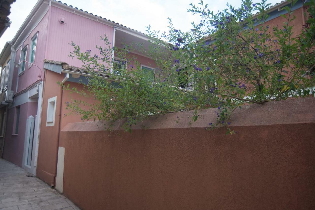 La Casa Rosa Appartement Lefkáda Buitenkant foto