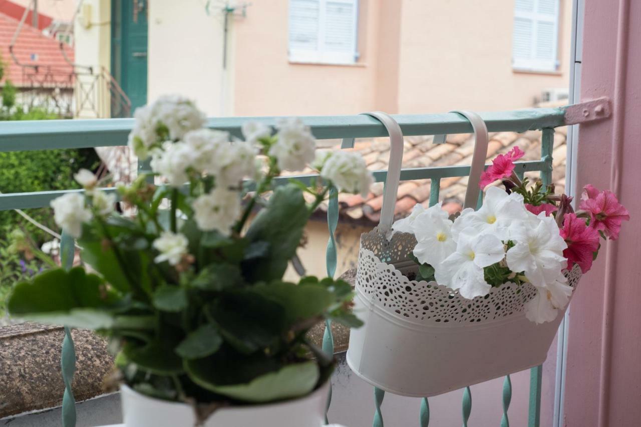La Casa Rosa Appartement Lefkáda Buitenkant foto